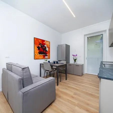 Apartment Guesthost - La Corte Del Pozzo In Udine