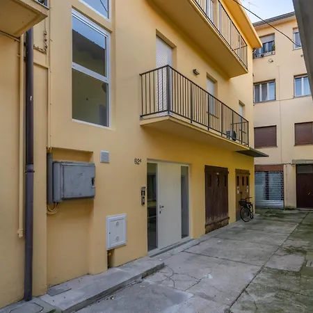 Apartment Guesthost - La Corte Del Pozzo In *