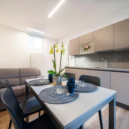 Apartment Guesthost - La Corte Del Pozzo In *