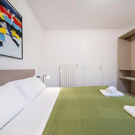 Guesthost - La Corte Del Pozzo In Apartment Udine