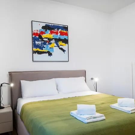 Apartment Guesthost - La Corte Del Pozzo In